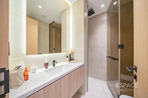 Villa in Jumeirah Village Circle, Dubai 4 bedrooms, 326 sq.m. № 71016 - photo 10