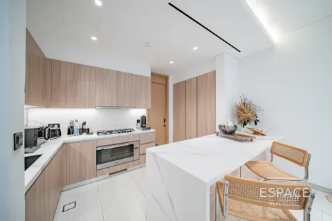 Villa in Jumeirah Village Circle, Dubai 4 bedrooms, 326 sq.m. № 71016 - photo 7