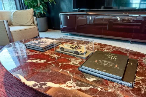 Apartment in Business Bay, Dubai 2 bedrooms, 190 sq.m. № 71010 - photo 13