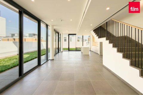 Villa à Dubai, 5 chambres, 420 m², № 85999