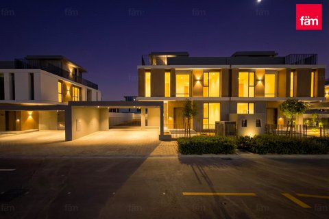 Villa à Dubai, 5 chambres, 420 m², № 85999 - photo 30