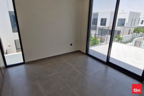 Villa à Dubai, 4 chambres, 260.4 m², № 64299 - photo 7