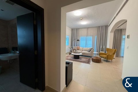 Villa à Jumeirah Village Triangle, Dubai, 2 chambres, 661 m², № 88548 - photo 12