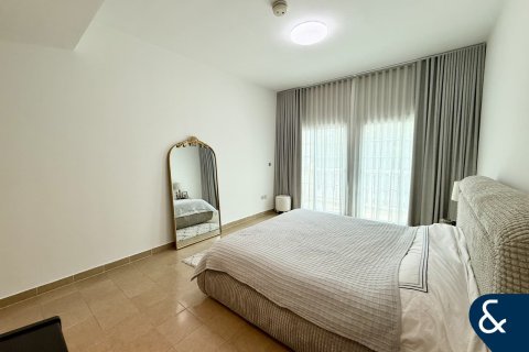 Villa à Jumeirah Village Triangle, Dubai, 2 chambres, 661 m², № 88548 - photo 2