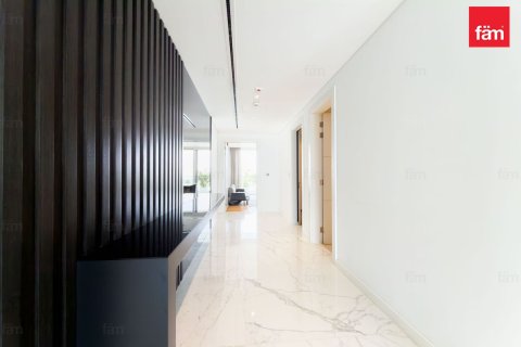 Apartment in Al Barari, Dubai 2 bedrooms, 261.6 sq.m. № 123903 - photo 9