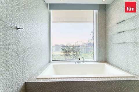 Apartment in Al Barari, Dubai 2 bedrooms, 261.6 sq.m. № 123903 - photo 12