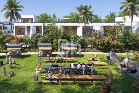 Villa en Dubai Investment Park, Dubai, 4 dormitorios, 223 m², № 21883 - foto 1