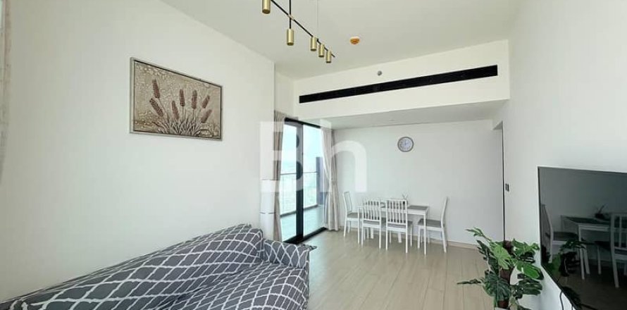 Квартира в Джумейра Вилладж Серкл, Дубай, 2 спальни, 116м², № 21887