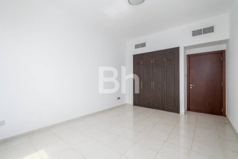 Villa à Jumeirah Village Circle, Dubai, 4 chambres, 501 m², № 21886 - photo 7