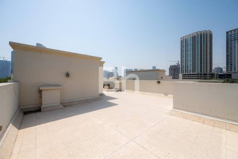 Villa à Jumeirah Village Circle, Dubai, 4 chambres, 501 m², № 21886 - photo 12