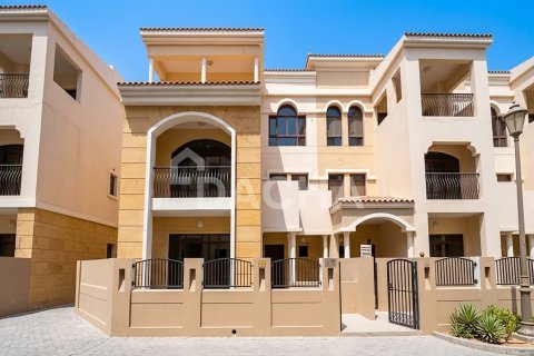 Maison de ville à District 11, Jumeirah Village Circle, Dubai, 4 chambres, 302 m², № 137961 - photo 15