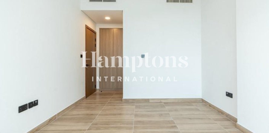 Apartment in Dubai Studio City, Dubai 1 bedroom, 64.4747 sq.m. № 114654
