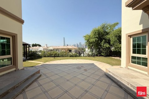Villa in Jumeirah Islands, Dubai 5 bedrooms, 1305.6 sq.m. № 64173 - photo 4