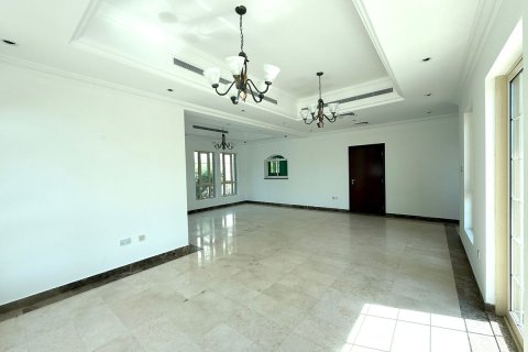 Villa in Jumeirah Islands, Dubai 5 bedrooms, 1305.6 sq.m. № 64173 - photo 10