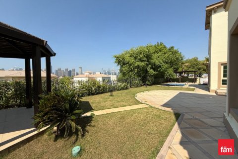 Villa in Jumeirah Islands, Dubai 5 bedrooms, 1305.6 sq.m. № 64173 - photo 26