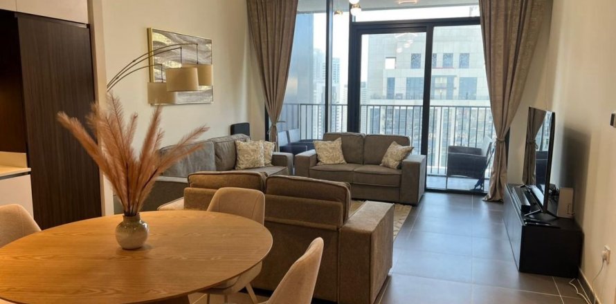 Квартира в Дубае, 1 спальня, 65.8м², № 64172