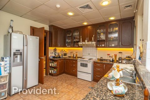 Apartment in Dubai Festival City, Dubai 3 bedrooms, 232.7 sq.m. № 30649 - photo 10