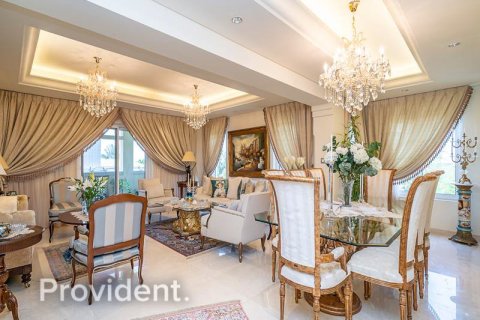 Apartment in Dubai Festival City, Dubai 3 bedrooms, 232.7 sq.m. № 30649 - photo 12