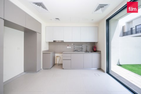 Adosado en Dubai, 3 dormitorios, 140.8 m², № 115790 - foto 2