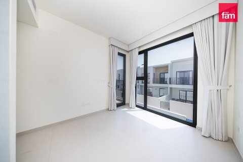 Adosado en Dubai, 3 dormitorios, 140.8 m², № 115790 - foto 3