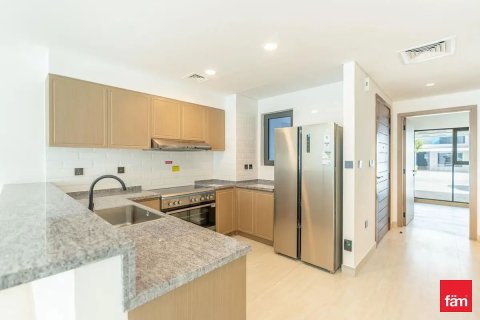 Adosado en Dubai, 5 dormitorios, 144 m², № 115788 - foto 11
