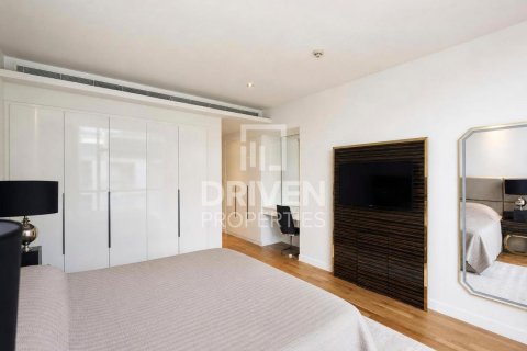 Apartment in City Walk, Dubai 2 bedrooms, 163.14 sq.m. № 128669 - photo 13