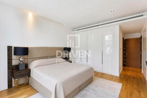 Apartment in City Walk, Dubai 2 bedrooms, 163.14 sq.m. № 128669 - photo 12