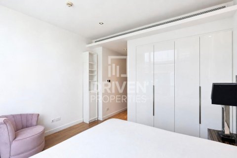 Apartment in City Walk, Dubai 2 bedrooms, 163.14 sq.m. № 128669 - photo 9