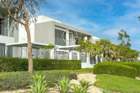 Villa à Dubai Hills Estate, Dubai, 5 chambres, 573.8 m², № 21015 - photo 28
