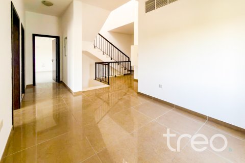 Villa in Hacienda, The Villa, Dubai 5 bedrooms, 342.63 sq.m. № 123631 - photo 4