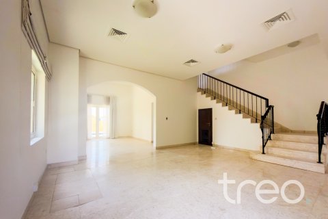 Villa in Hacienda, The Villa, Dubai 5 bedrooms, 342.63 sq.m. № 123631 - photo 3