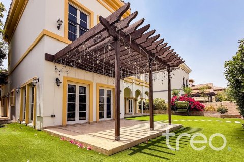 Villa en The Villa, Dubai, 4 dormitorios, 640.1 m², № 123626 - foto 8