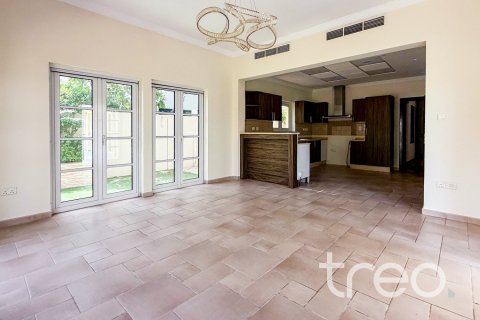Villa en The Villa, Dubai, 4 dormitorios, 640.1 m², № 123626 - foto 9