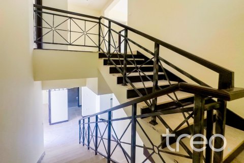 Villa en The Villa, Dubai, 4 dormitorios, 640.1 m², № 123626 - foto 4