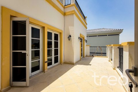 Villa en The Villa, Dubai, 4 dormitorios, 640.1 m², № 123626 - foto 6