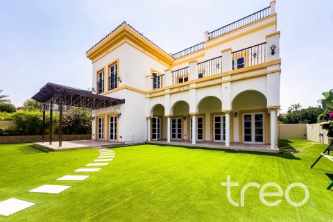 Villa en The Villa, Dubai, 4 dormitorios, 640.1 m², № 123626