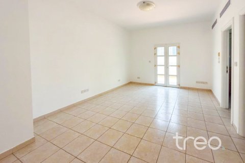 Villa à Meadows 1, Meadows, Dubai, 3 chambres, 317.26 m², № 123629 - photo 3