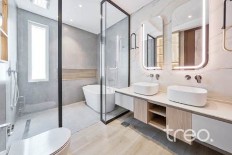 Adosado en Jumeirah Village Circle, Dubai, 4 dormitorios, 254.37 m², № 123627 - foto 19