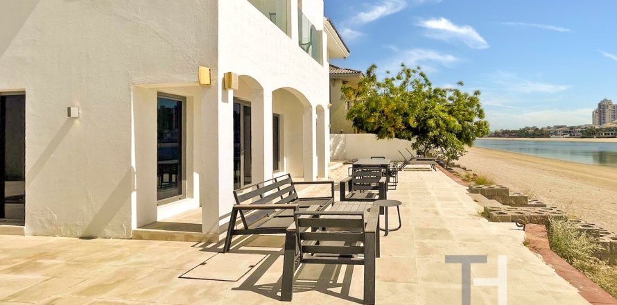 Villa à Palm Jumeirah, Dubai, 4 chambres, 465 m², № 14098