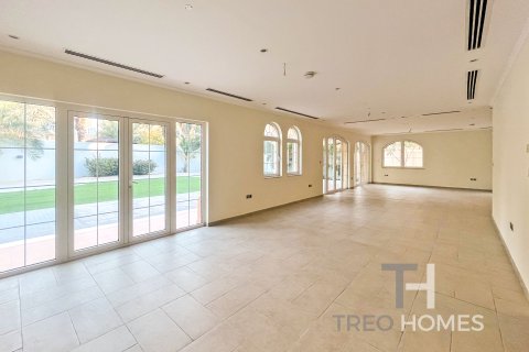 Villa in Legacy, Jumeirah Park, Dubai 5 bedrooms, 436 sq.m. № 14103 - photo 5
