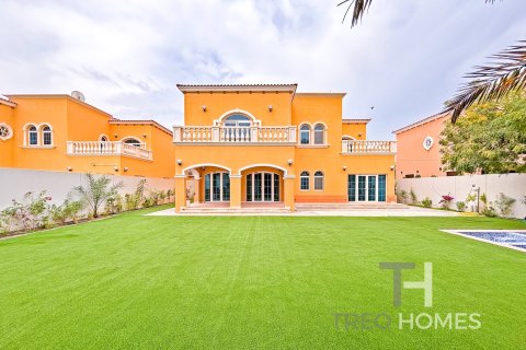 Villa in Legacy, Jumeirah Park, Dubai 5 bedrooms, 436 sq.m. № 14103 - photo 9