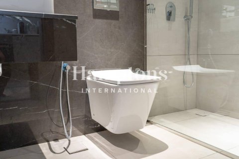 Снять в аренду квартиру в FIVE at Jumeirah Village Circle, Джумейра Вилладж Серкл, Дубай: студию, 45.98698500м², № 77335 - фото 6