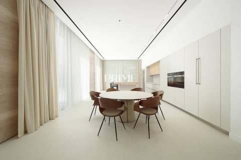 Villa à Dubai, 7 chambres, 1212 m², № 58538 - photo 8