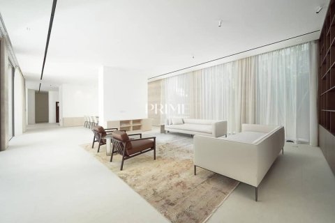 Villa à Dubai, 7 chambres, 1212 m², № 58538 - photo 4