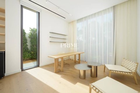 Villa à Dubai, 7 chambres, 1212 m², № 58538 - photo 9