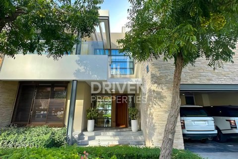 Villa in Sobha Hartland, Mohammed Bin Rashid City, Dubai 4 bedrooms, 559.09 sq.m. № 142842