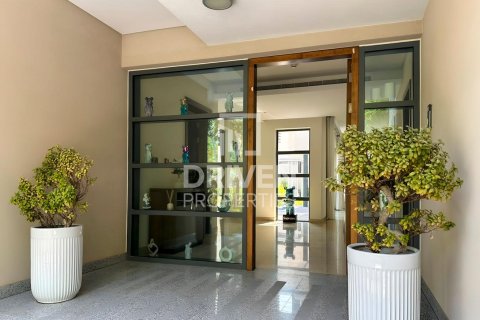 Villa in Sobha Hartland, Mohammed Bin Rashid City, Dubai 4 bedrooms, 559.09 sq.m. № 142842 - photo 9