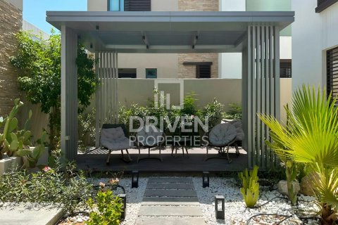 Villa in Sobha Hartland, Mohammed Bin Rashid City, Dubai 4 bedrooms, 559.09 sq.m. № 142842 - photo 11