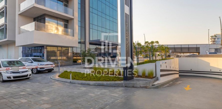 Apartment in Al Wasl, Dubai 2 bedrooms, 150.13 sq.m. № 135601