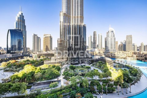 Apartment in The Address Residences Dubai Opera, Downtown Dubai (Downtown Burj Dubai), Dubai 3 bedrooms, 146.14 sq.m. № 135596 - photo 16